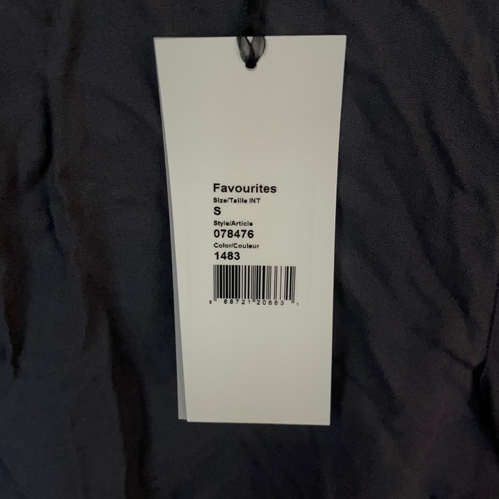 Hanro style 078476. Color 1483 small.  Shirt. Small style 078473. Color 1483